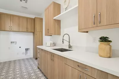 6330 N 10th Drive, Phoenix, AZ 85013 - Photo 33