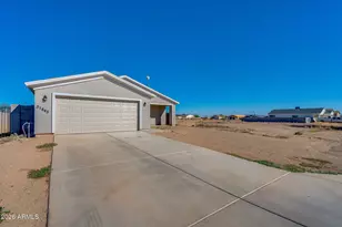 31843 N Poplar St, Wittmann, AZ 85361 - Photo 3