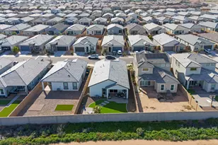 40932 W Hillman Dr, Maricopa, AZ 85138 - Photo 43