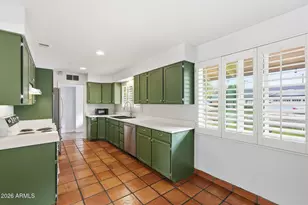 4702 N 30th Pl, Phoenix, AZ 85016 - Photo 9