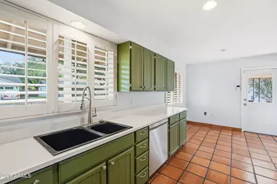 4702 N 30th Place, Phoenix, AZ 85016 - Photo 11