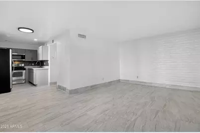 2925 N 38th Street #2, Phoenix, AZ 85018 - Photo 13