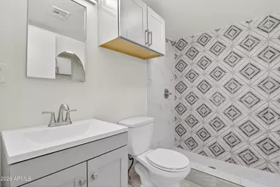 2925 N 38th Street #2, Phoenix, AZ 85018 - Photo 21