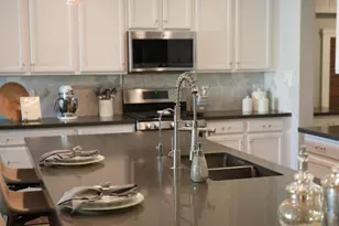 10052 W Foothill Dr, Peoria, AZ 85383 - Photo 19