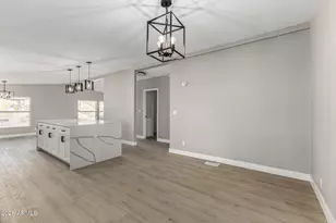 5083 N Choctaw Ct, Apache Junction, AZ 85120 - Photo 9