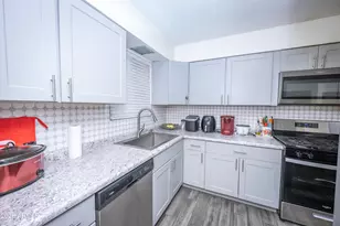 2101 W Glenn Dr, Phoenix, AZ 85021 - Photo 11