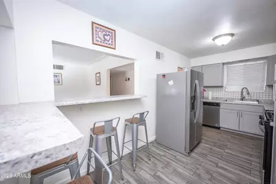 2101 W Glenn Drive, Phoenix, AZ 85021 - Photo 17
