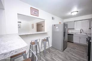 2101 W Glenn Dr, Phoenix, AZ 85021 - Photo 17