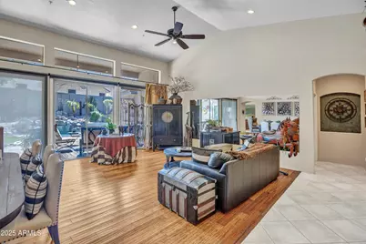 10655 E Acacia Drive, Scottsdale, AZ 85255 - Photo 5