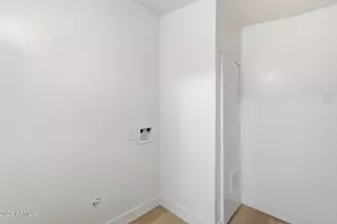 3124 E Dahlia Dr, Phoenix, AZ 85032 - Photo 43