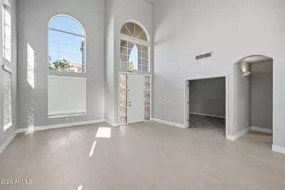 1425 W Commerce Avenue, Gilbert, AZ 85233 - Photo 5