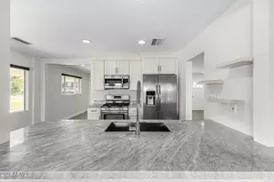 3930 E Oak St, Phoenix, AZ 85008 - Photo 11