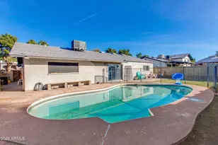 5025 W Frier Dr, Glendale, AZ 85301 - Photo 21