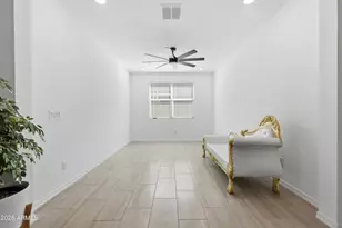 4650 W Gilbert Ln, San Tan Valley, AZ 85144 - Photo 15