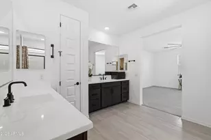 4650 W Gilbert Ln, San Tan Valley, AZ 85144 - Photo 21