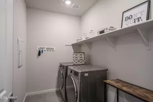 8613 S 70th Dr, Laveen, AZ 85339 - Photo 21