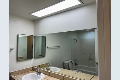 8819 W Roma Avenue, Phoenix, AZ 85037 - Photo 15