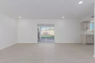 10629 N 45th Dr, Glendale, AZ 85304 - Photo 13