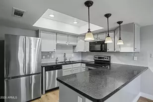 1920 E Maryland Ave, Phoenix, AZ 85016 - Photo 9