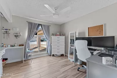 4308 W Yorkshire Drive, Glendale, AZ 85308 - Photo 21