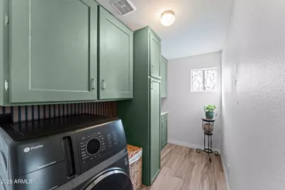 4308 W Yorkshire Drive, Glendale, AZ 85308 - Photo 23