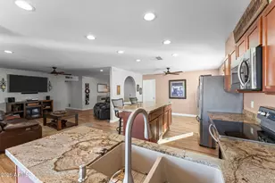 4308 W Yorkshire Dr, Glendale, AZ 85308 - Photo 9