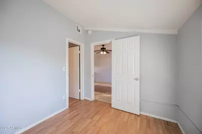 6016 W Vista Avenue, Glendale, AZ 85301 - Photo 15