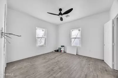 1002 W Polk Street, Phoenix, AZ 85007 - Photo 9