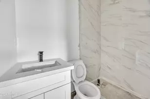 1002 W Polk St, Phoenix, AZ 85007 - Photo 13