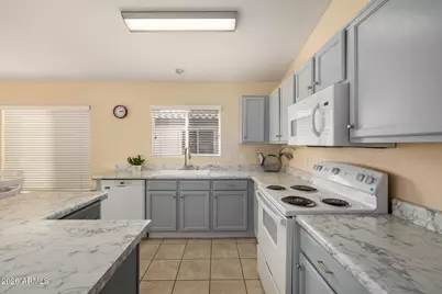 22833 W Cantilever Street, Buckeye, AZ 85326 - Photo 11