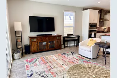 2045 E Charlotte Drive, Phoenix, AZ 85024 - Photo 9