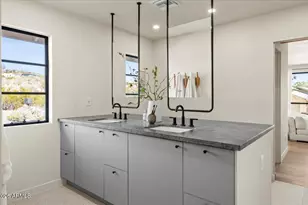 4035 E McDonald Dr, Phoenix, AZ 85018 - Photo 29