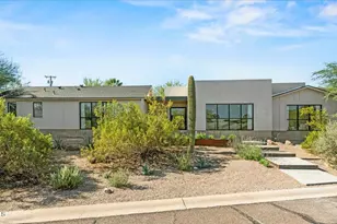 4035 E McDonald Dr, Phoenix, AZ 85018 - Photo 1