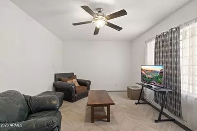 7319 N 33rd Avenue, Phoenix, AZ 85051 - Photo 9