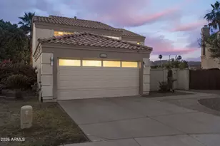 3406 E Wildwood Dr, Phoenix, AZ 85048 - Photo 37