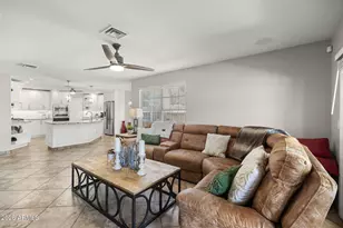 3406 E Wildwood Dr, Phoenix, AZ 85048 - Photo 11