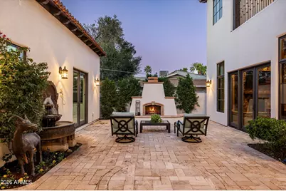 5807 E Orange Blossom Lane, Phoenix, AZ 85018 - Photo 5