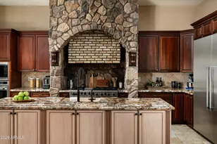 5807 E Orange Blossom Ln, Phoenix, AZ 85018 - Photo 13