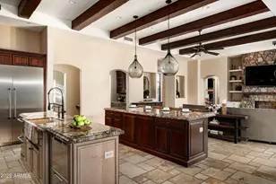 5807 E Orange Blossom Ln, Phoenix, AZ 85018 - Photo 15