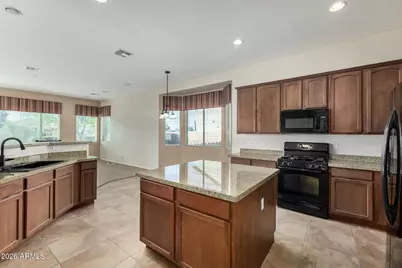 18324 W Desert View Lane, Goodyear, AZ 85338 - Photo 13