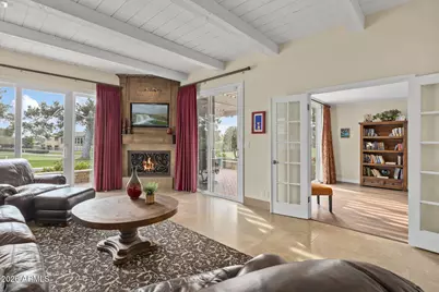 5801 N 25th Place, Phoenix, AZ 85016 - Photo 9