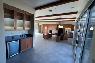 4302 E St Joseph Way, Phoenix, AZ 85018 - Photo 9