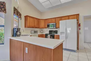 13714 W Greenview Dr, Sun City West, AZ 85375 - Photo 15