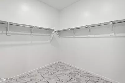 6762 W Encinas Lane Lane, Phoenix, AZ 85043 - Photo 11