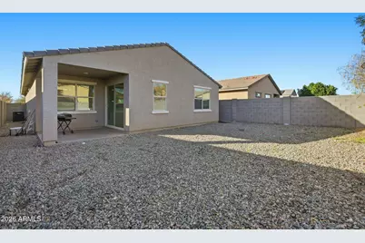 6762 W Encinas Lane Lane, Phoenix, AZ 85043 - Photo 9