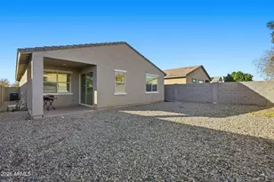 6762 W Encinas Ln Ln, Phoenix, AZ 85043 - Photo 9