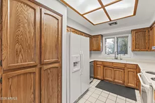 5200 S Lakeshore Dr, Tempe, AZ 85283 - Photo 13