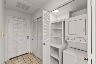 5200 S Lakeshore Dr, Tempe, AZ 85283 - Photo 23