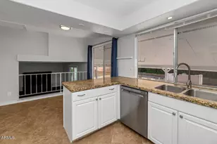 1927 E Crocus Dr, Phoenix, AZ 85022 - Photo 13