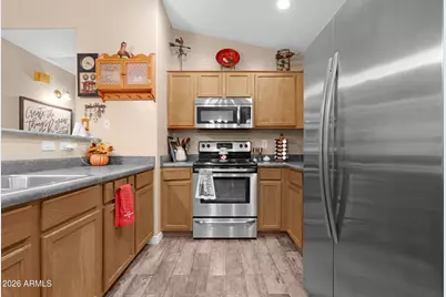 12018 W Almeria Road, Avondale, AZ 85392 - Photo 9